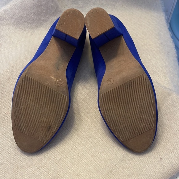 Size 9 Old Navy Electric Blue Pumps - Picture 5 of 5